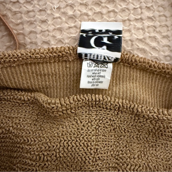 HUNZA G One Piece Crinkle Square Neck Swimsuit Brown Tan One Size - Picture 4 of 4